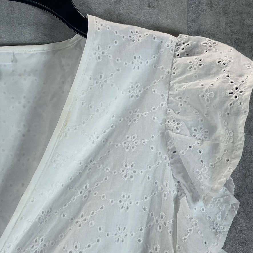 BAR III Women's Bright White Eyelet Ruched V-Neck Flutter Short Sleeve Dress