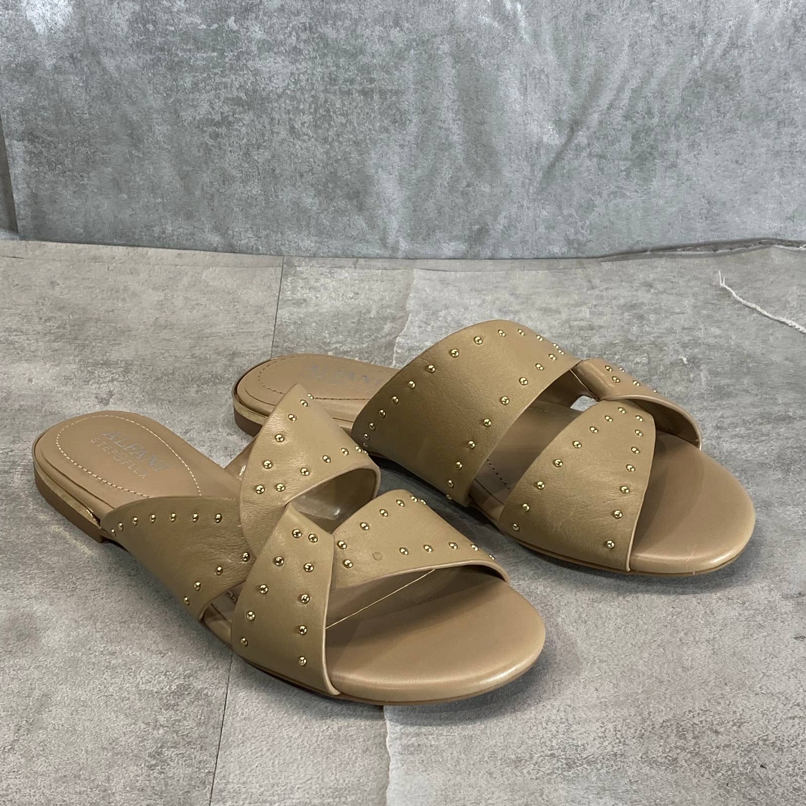 ALFANI Step 'N Flex Women's Nude Leather Danicah Studded Slide Flat Sandals SZ 6