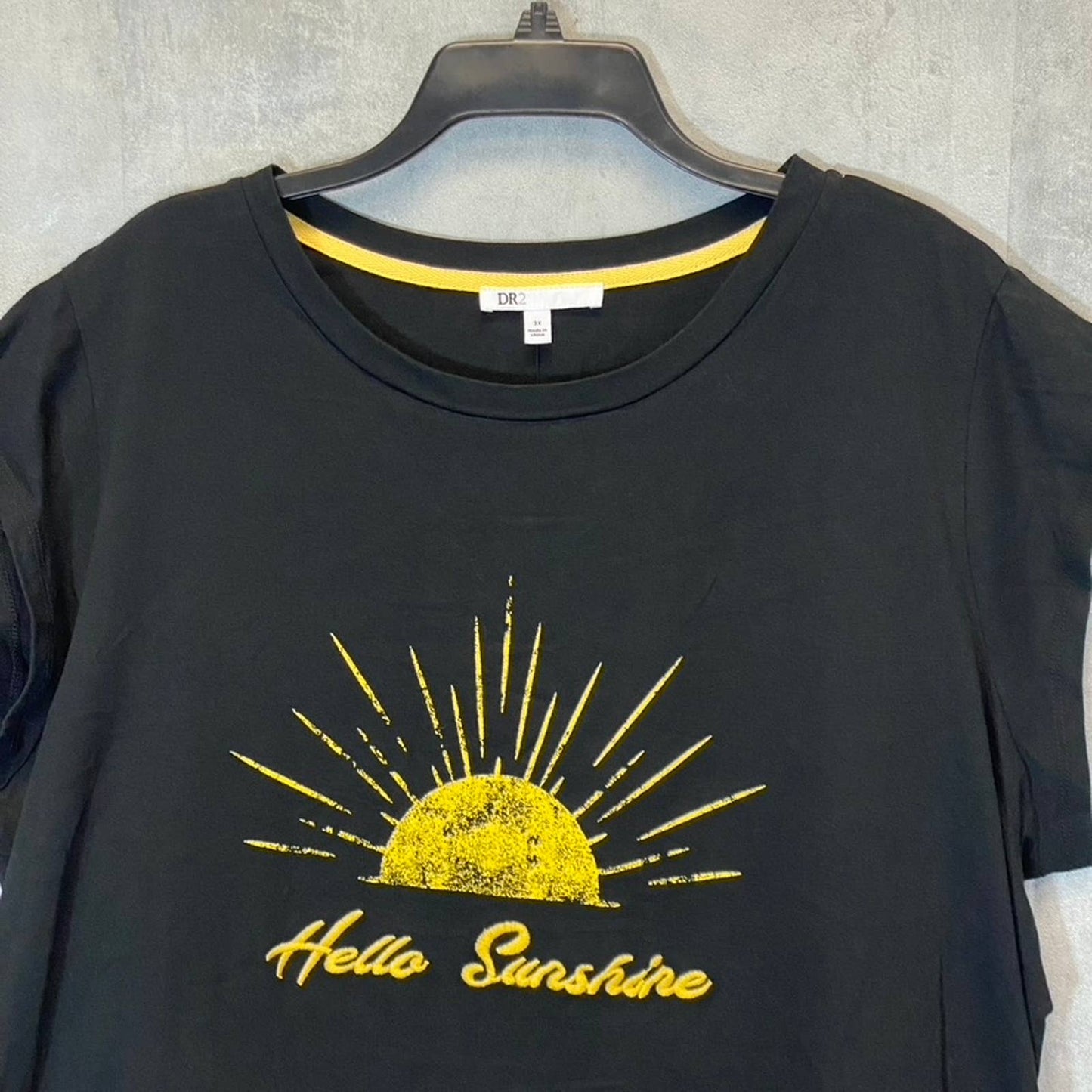 DR2 Women's Plus Black "Hello Sunshine" Graphic T-Shirt SZ 2X