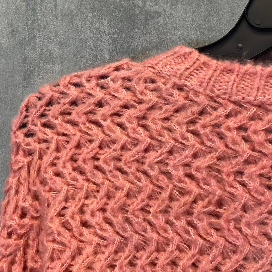 VERO MODA Women's Geranium Pink Freja Balloon Long Sleeve Crewneck Sweater SZ S