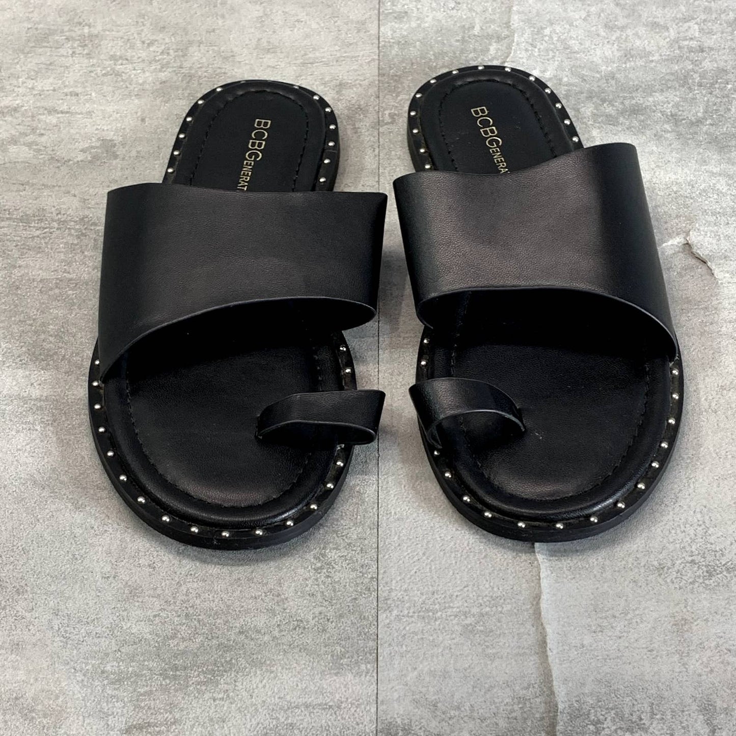 BCBGENERATION Women's Black Faux-Leather Zinda Studded Slide Sandals SZ 7.5
