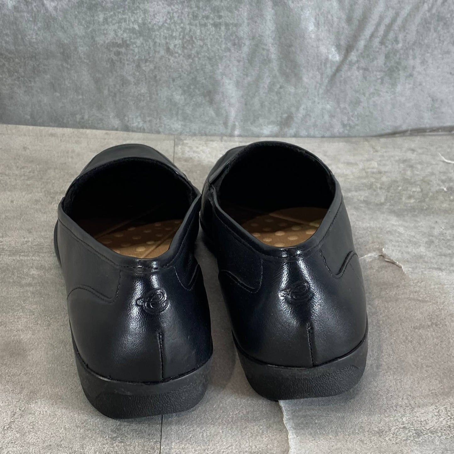 EASY SPIRIT Women's Black Leather Devitt Round-Toe Slip-On Loafer Flats SZ 8