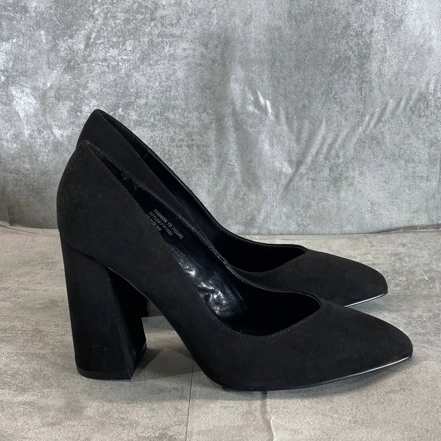 FASHION TO FIGURE Women's Wide Black Faux Suede Penelope Pointed-Toe Pumps SZ 8W