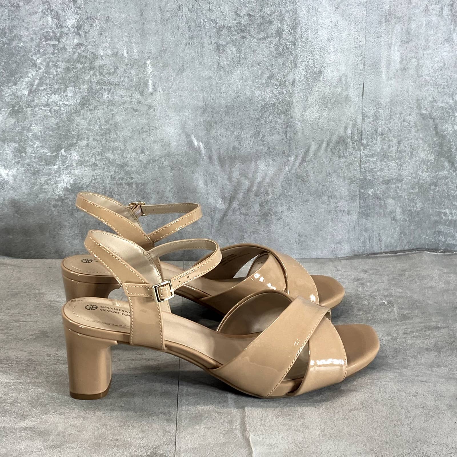 GIANI BERNINI Women’s Nude Patent Zummaa Square-Toe Dress Sandals SZ 9